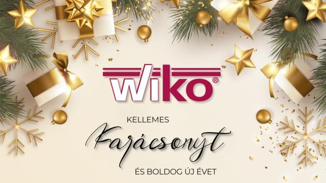 Kellemes �nnepeket �s b�k�s boldog �j �vet!